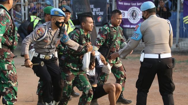 Kronologis Ricuh di Laga Arema FC vs Persik Kediri