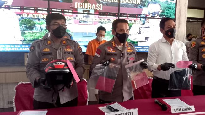 Heroik, Bocah Kejar Jambret di Batam hingga Diseret Motor Diberi Penghargaan Kapolresta Barelang