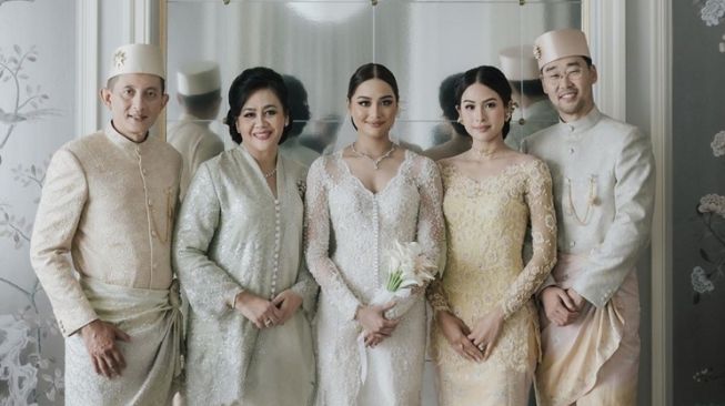 Potret Nikah Amanda Adik Maudy Ayunda (instagram/@akhairunnisa)