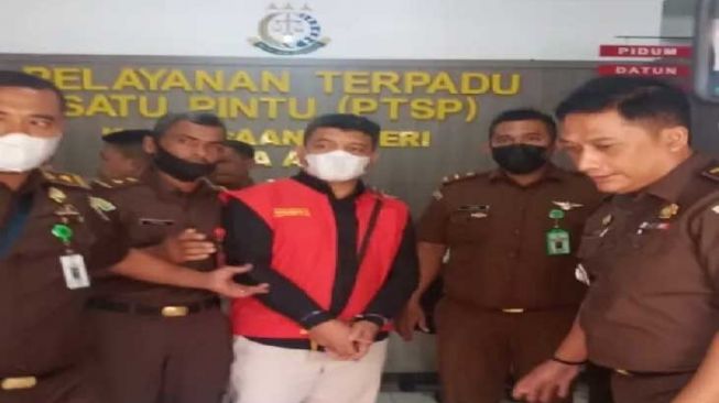 Ditahan Terkait Korupsi, Zaini Yusuf Ajukan Penangguhan Penahanan