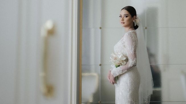 Potret Nikah Amanda Adik Maudy Ayunda (instagram/@akhairunnisa)