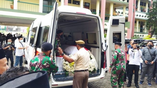 Disalatkan Mahfud MD Hingga Anies Baswedan, Jenazah Profesor Azyumardi Azra Diberangkatkan Ke TMP Kalibata Pagi Ini