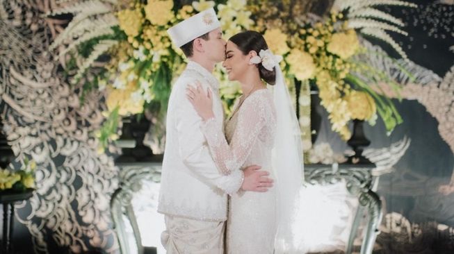 Potret Nikah Amanda Adik Maudy Ayunda (instagram/@akhairunnisa)