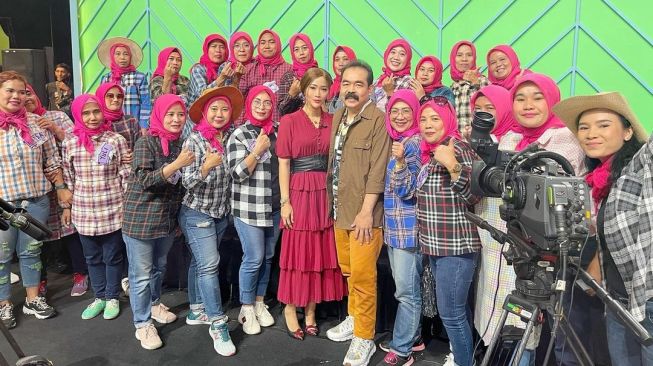 Potret Harmonis Inul Daratista dan Adam Suseno (Instagram/inul.d)