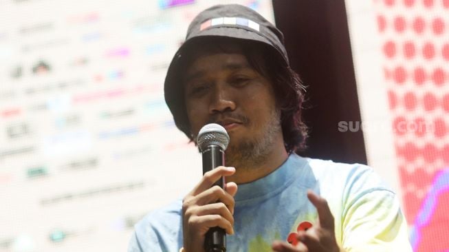 Pestapora Minta Maaf soal Freeport, Gestur Kiki Ucup Dihujat: 'Minimal Tangan Jangan di Saku!'
