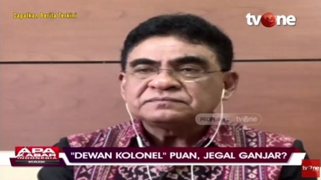 Politikus PDIP Andreas Pareira menanggapi soal Dewan Kolonel loyalis Puan Maharani. (YouTube/@tvOneNews)