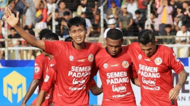 Bertanding di Stadion Haji Agus Salim, Semen Padang FC Hancurkan Perserang 5 Gol Tanpa Balas