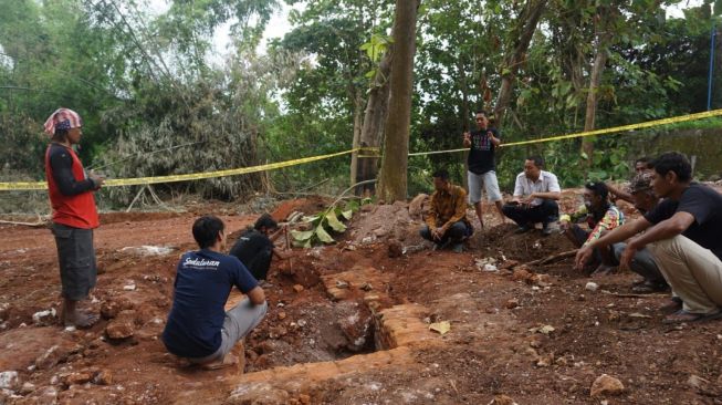 Warga Gresik Temukan Struktur Pahatan Batu Bata, Situs Kuno Diduga Era Majapahit