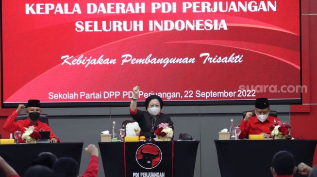 Megawati Minta Semua Kader PDIP Sabar Soal Capres dan Cawapres yang akan Diusung