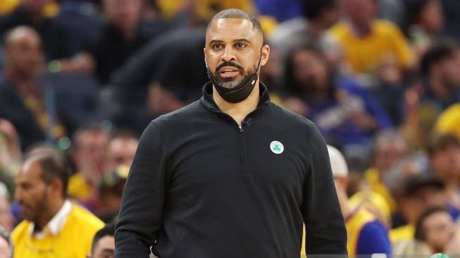 Langgar Aturan Internal, Boston Celtics Skors Pelatih Kepala Ime Udoka