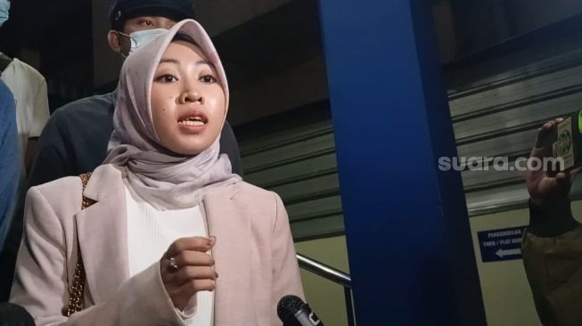 Isti'adatul Khusniyah, pengacara dari Ikatan Mahasiswa Lintas Agama Indonesia [Suara.com/Rena Pangesti]