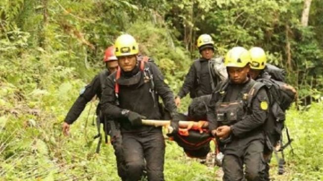 Latihan SAR Hutan Gunung Tingkatkan Kemampuan Navigasi Darat Rescuer