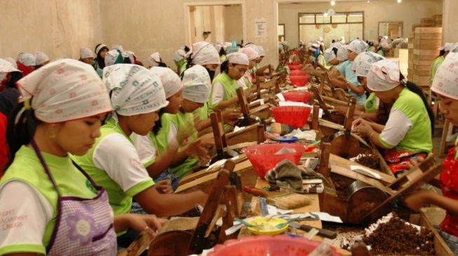 Pendapatan Negara Sepanjang 2023 Capai Rp1.407,9 Triliun Saat Produksi Tembakau Turun