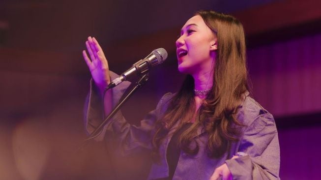 Rilis Lagu "Berpisah Lebih Indah", Raissa Ramadhani Beri Bukti Bukan Cuma Modal Tampang