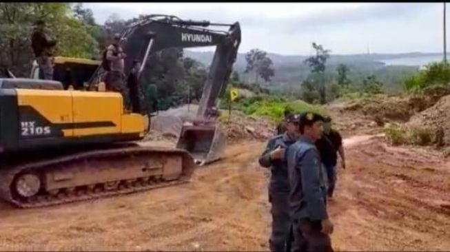 Gakkum KLHK Jerat Direktur Tambang Ilegal dengan Penjara 15 tahun dan Denda Rp 10 Miliar