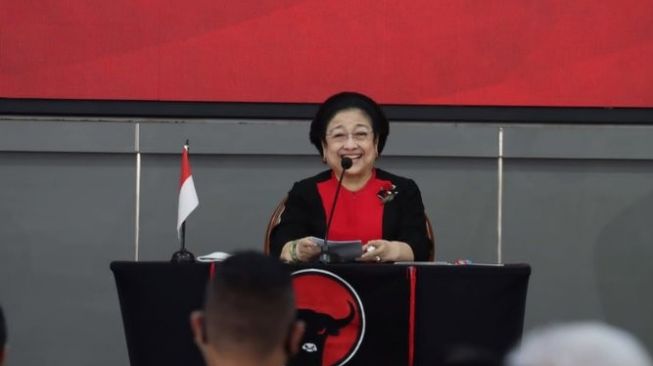 Dewan Kolonel Dukuan Puan Maharani?