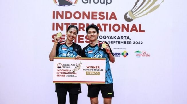 Ririn/Virni Juara Ganda Putri Indonesia International Series 2022