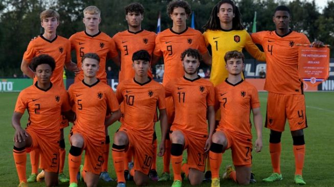 Kenakan Nomor Punggung 10, Julian Oerip Keturunan Surabaya Jalani Laga Bersama Timnas Belanda