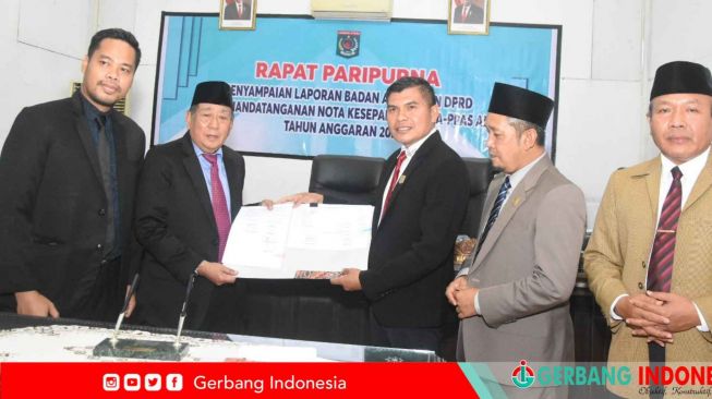 DPRD dan Pemda KLU Sepakati KUA-PPAS RAPBD 2023