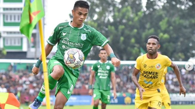 Hasil Liga 2: Free Kick Cantik Ahmad Bustomi Antar PSMS Menang Dramatis Lawan Semen Padang