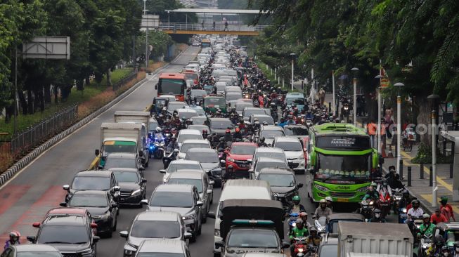 Imbas Kualitas Udara Buruk, KLHK Minta Pemprov DKI Larang Penggunaan Pertalite