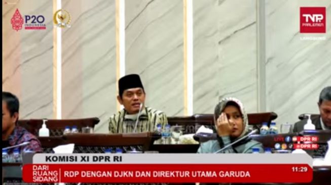 DPR Cecar Bos Garuda: Potong Semua Moral Hazard