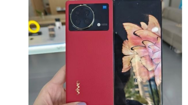 VIVO X FOLD PLUS [Gizmochina]