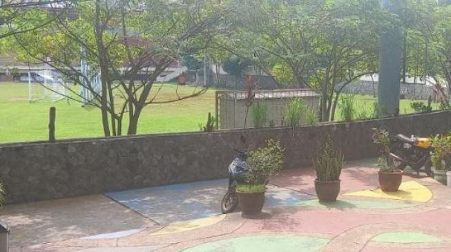 Gondol Dua Tas Pengunjung di Kolam Renang GOR Ciracas, Pelaku Ibu-ibu Baru Kali Pertama Terlihat di Tempat Kejadian