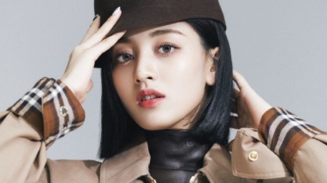 GQ Korea Edisi Oktober: Jihyo TWICE Bicarakan Kecintaannya Pada Golf