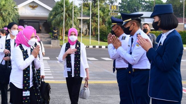 Iriana Joko Widodo dan OASE KIM Kunjungan Kerja ke Provinsi NTT