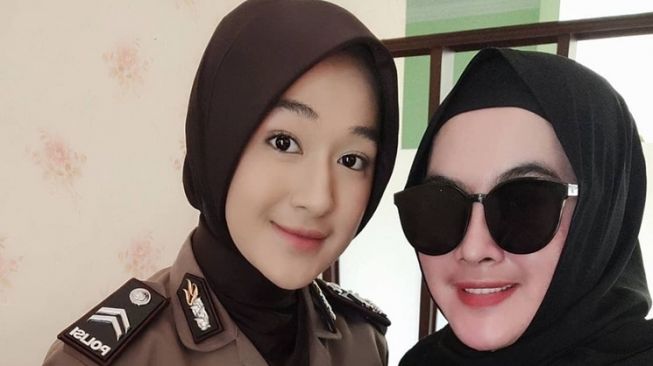 Anak artis jadi abdi negara (Instagram/@yantiyaseer_official)