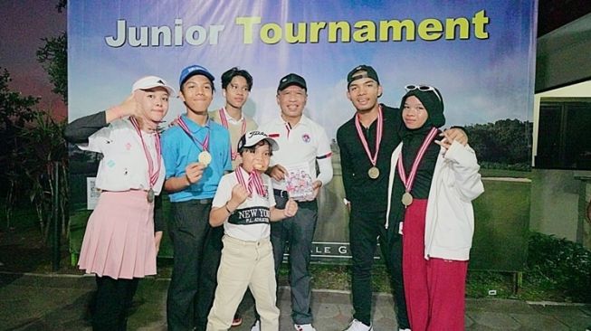 Potret Gen Halilintar Ikut Turnamen Golf (instagram/@genhalilintar)