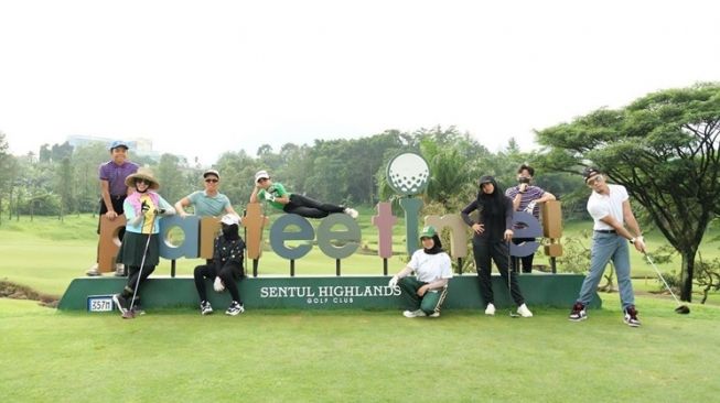 Potret Gen Halilintar Ikut Turnamen Golf (instagram/@genhalilintar)