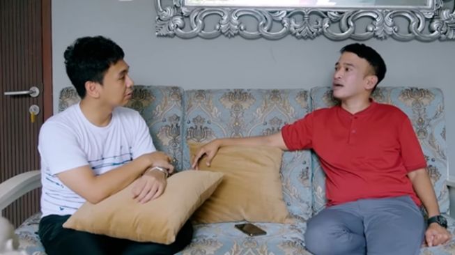 5 Rekomendasi Cerita Horor Paranormal Experience Raditya Dika, Wajib Tonton