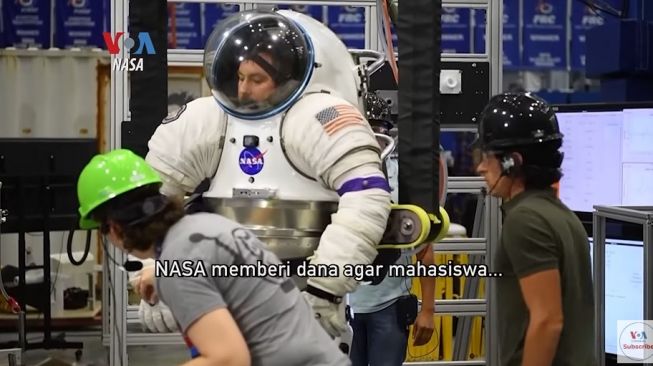 20 Mahasiswa dari Berbagai Kampus di AS Kompetisi Desain Baju Antariksa NASA