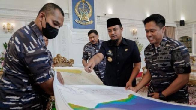 Gubernur Sulsel Dukung Survei dan Pemetaan Hidro-Oseanografi Pushidrosal TNI AL di ALKI II