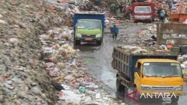 Ingin Tingkatkan Retribusi, DPRD Kabupaten Bekasi Bahas Raperda Pengelolaan Sampah