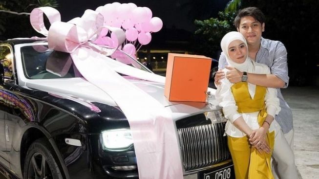 Potret Harmonis Lesti Kejora dan Rizky Billar (Instagram/@rizkybillar)