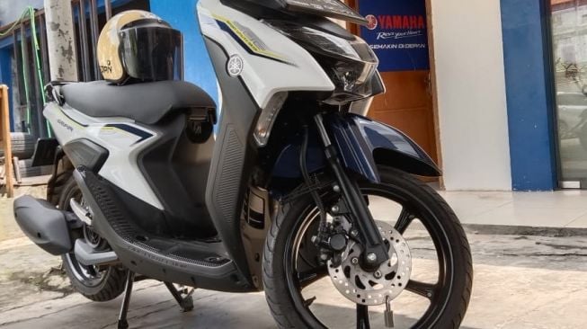 Standar tengah sepeda motor [Yamaha Indonesia].