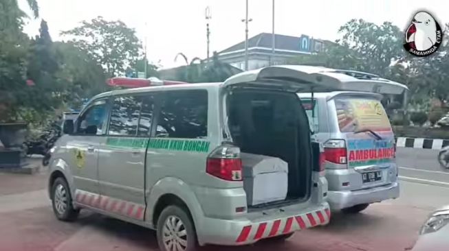 Viral Video Jenazah Pekerja asal NTT Bertahan dari Pagi Hingga Sore di Depan Kantor Gubernur Kaltim