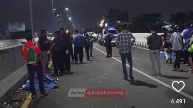Detik-detik Kronologi Kecelakaan Fly Over Kalibanteng 2 Pelajar Meninggal
