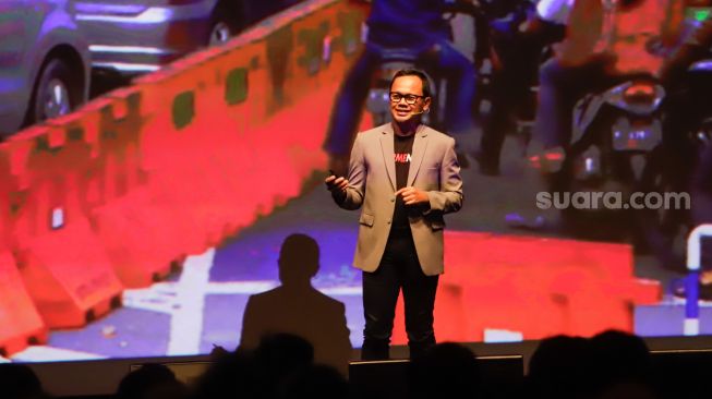 Wali Kota Bogor Bima Arya menyampaikan paparannya dalam acara Farewell Event Gubernur DKI Jakarta di Djakarta Theatre, Jakarta Pusat, Minggu (2/10/2022). [Suara.com/Alfian Winanto]