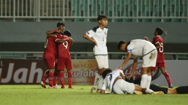 Timnas Indonesia U-16 mengalahkan Guam dengan skor 14-0 dalam laga pertama Grup B Kualifikasi Piala Asia U-17 2023 di Stadion Pakansari, Bogor, Senin (3/10/2022) malam WIB. [Dok. PSSI]