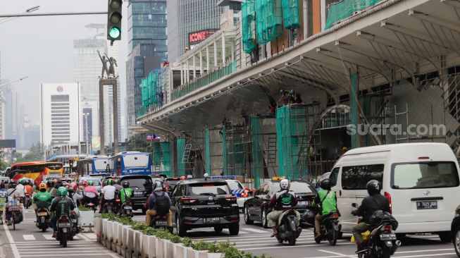 Anies Pastikan Tak Ada Proses Administrasi Yang Dilanggar Terkait Revitalisasi Halte Transjakarta Bundaran HI