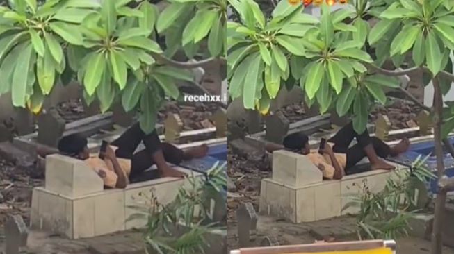 Bocah Ini Santai Tiduran di Makam, Warganet: Menyatu dengan Masa Depan