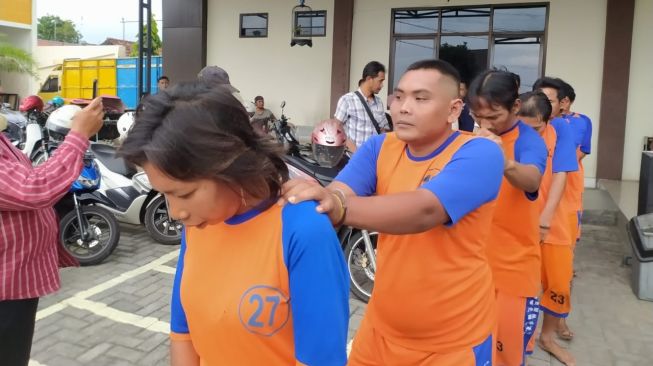 Terhimpit Ekonomi, Pasutri di Jombang Nekat Curi Motor