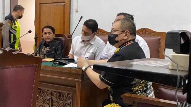 Sidang Gugatan Pencabutan Kuasa Deolipa Yumara Masuk Tahap Mediasi, Hakim Berharap Ada Perdamaian