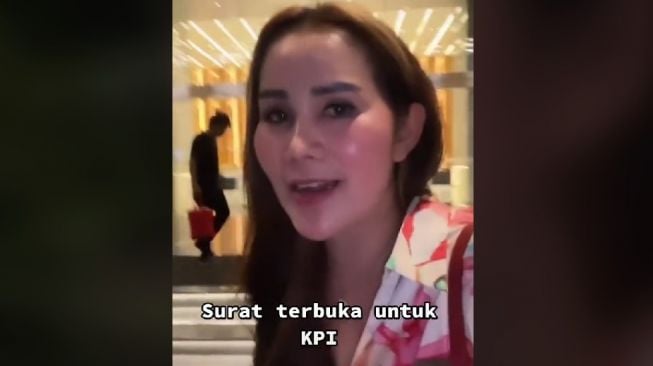 Wow! Transgender Isa Ziga Tak Terima Rizky Billar Diblacklist Televisi Karena KDRT, Minta KPI Lebih Adil