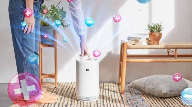 Sharp Small Tower Air Purifier. [Sharp Electronics Indonesia]