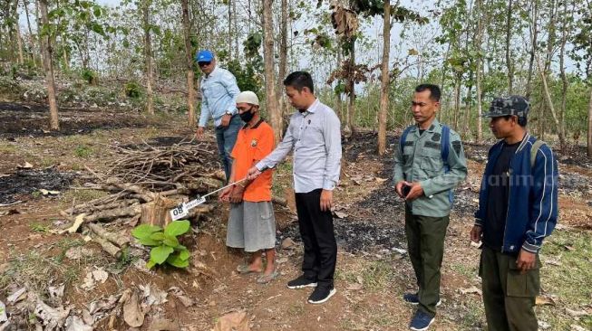 Potong Sebatang Kayu Jati Rugikan Negara Rp 15 Juta, Kakek di Magetan Terancam Penjara 5 Tahun dan Denda Rp 3,5 Miliar